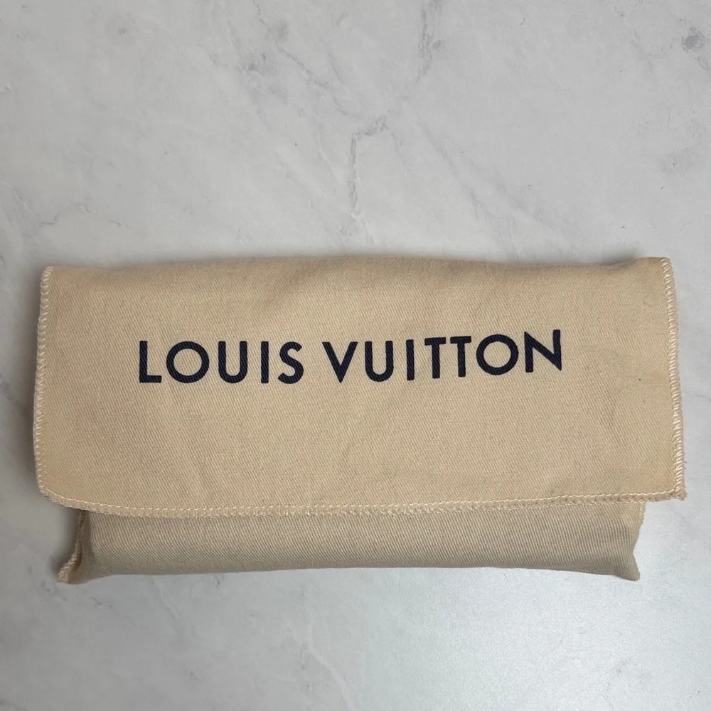 Louis Vuitton Red Zippy Wallet Women’s - Picture 6 of 8